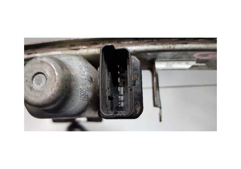 Recambio de elevalunas trasero derecho para renault megane ii berlina 5p pack authentique (e) referencia OEM IAM 8201010921   Recambio de elevalunas trasero derecho para renault megane ii berlina 5p pack authentique (e) referencia OEM IAM 8201010921