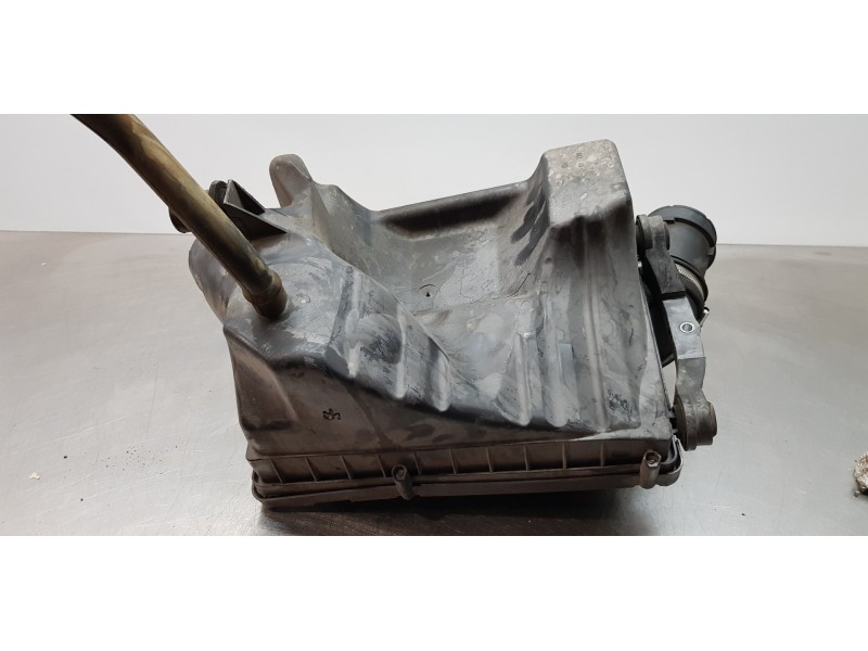 Recambio de filtro aire para opel astra h ber. cosmo referencia OEM IAM 55556463 55556464 