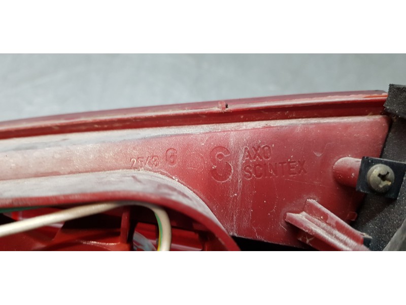 Recambio de piloto trasero izquierdo interior para peugeot 607 (s2) paquete referencia OEM IAM 2543G  