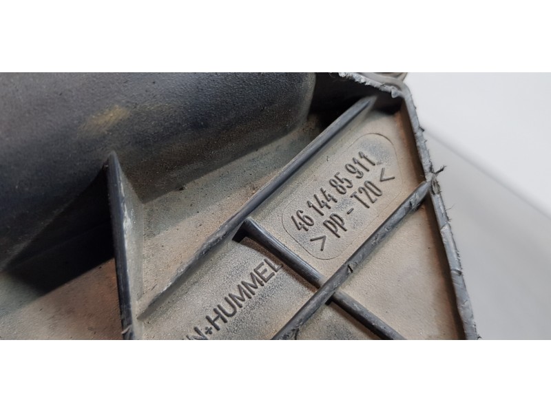 Recambio de filtro aire para opel astra h ber. cosmo referencia OEM IAM 55556463 55556464 