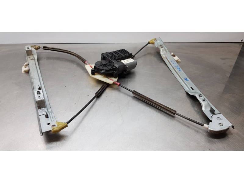 Recambio de elevalunas delantero izquierdo para citroen c4 picasso exclusive referencia OEM IAM 9221CV 9682495880  Recambio de elevalunas delantero izquierdo para citroen c4 picasso exclusive referencia OEM IAM 9221CV 9682495880