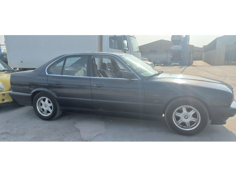 bmw serie 5 berlina (e34) del año 1998