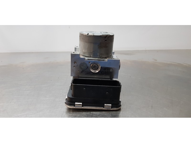 Recambio de abs para volvo xc60 r design awd referencia OEM IAM 32214772  