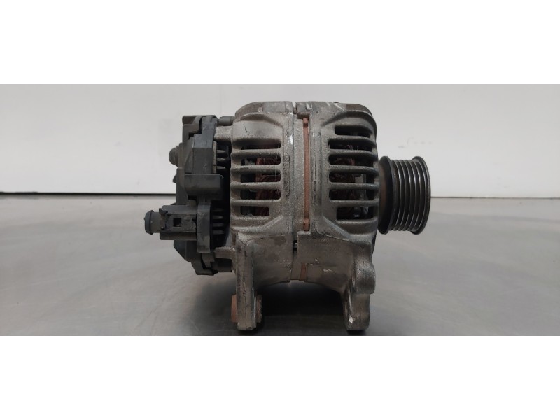 Recambio de alternador para volkswagen golf iv berlina (1j1) conceptline referencia OEM IAM 06K903024A  