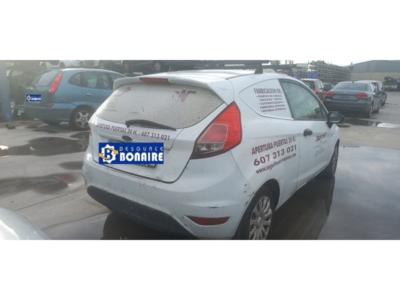 ford fiesta (ccn) del año 2013