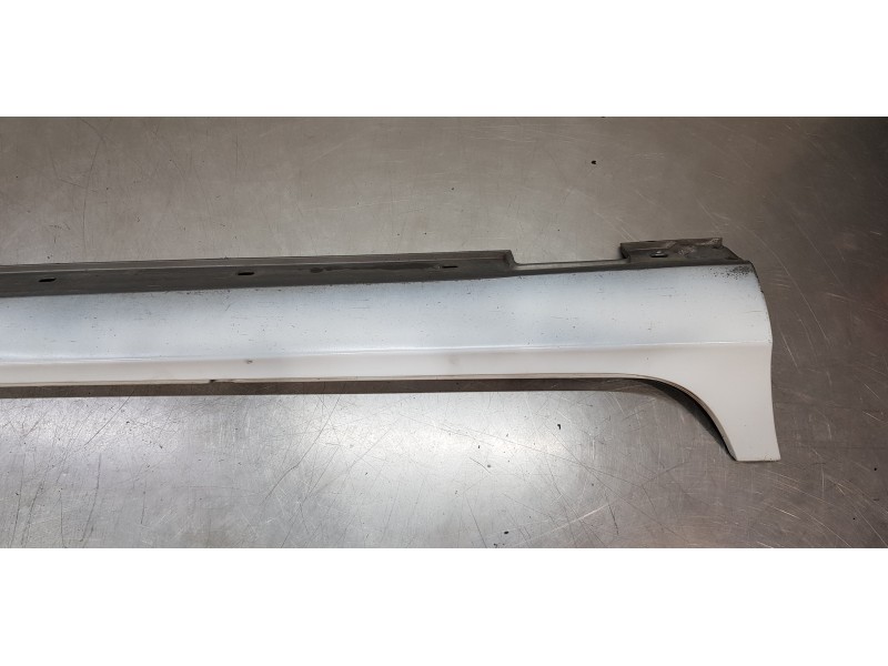 Recambio de faldon lateral para mercedes clase cls (w218) cls 350 cdi be (218.323) referencia OEM IAM A21869803549999  