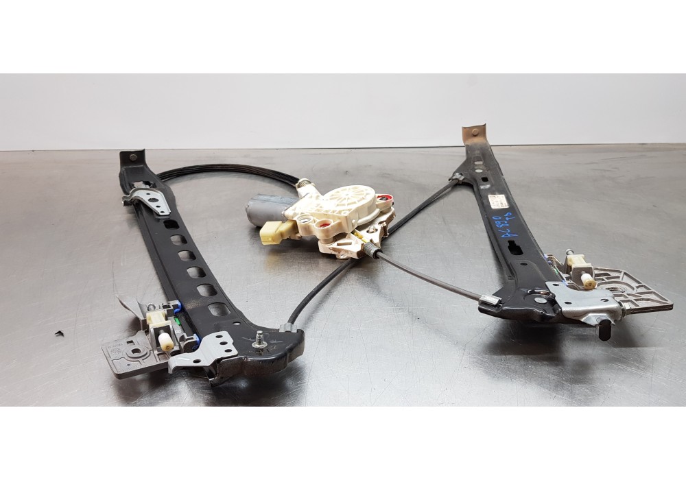Recambio de elevalunas trasero derecho para mercedes clase cls (w219) 350 cgi (219.357) referencia OEM IAM A2197301046 A21973008
