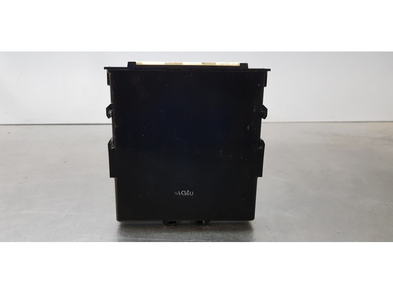 Recambio de modulo electronico para toyota yaris hsd city referencia OEM IAM 899900D150  