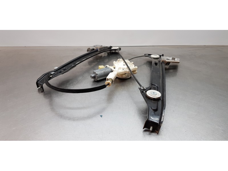 Recambio de elevalunas trasero derecho para mercedes clase cls (w219) 350 cgi (219.357) referencia OEM IAM A2197301046 A21973008