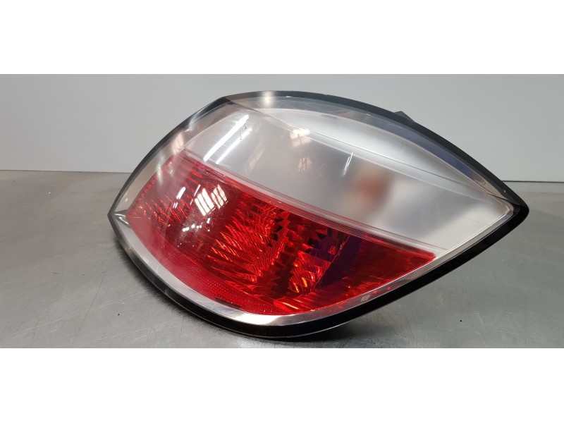 Recambio de piloto trasero derecho para opel astra h ber. cosmo referencia OEM IAM 93190305   Recambio de piloto trasero derecho para opel astra h ber. cosmo referencia OEM IAM 93190305