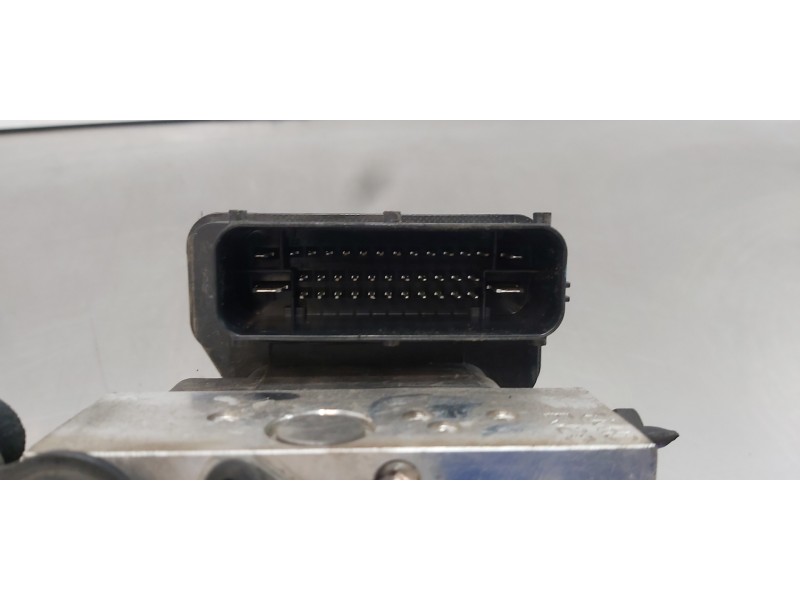 Recambio de abs para kia carens ( ) drive referencia OEM IAM 58910A4410  