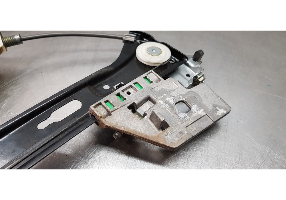 Recambio de elevalunas trasero derecho para mercedes clase cls (w219) 350 cgi (219.357) referencia OEM IAM A2197301046 A21973008