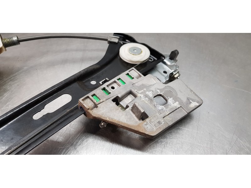 Recambio de elevalunas trasero derecho para mercedes clase cls (w219) 350 cgi (219.357) referencia OEM IAM A2197301046 A21973008