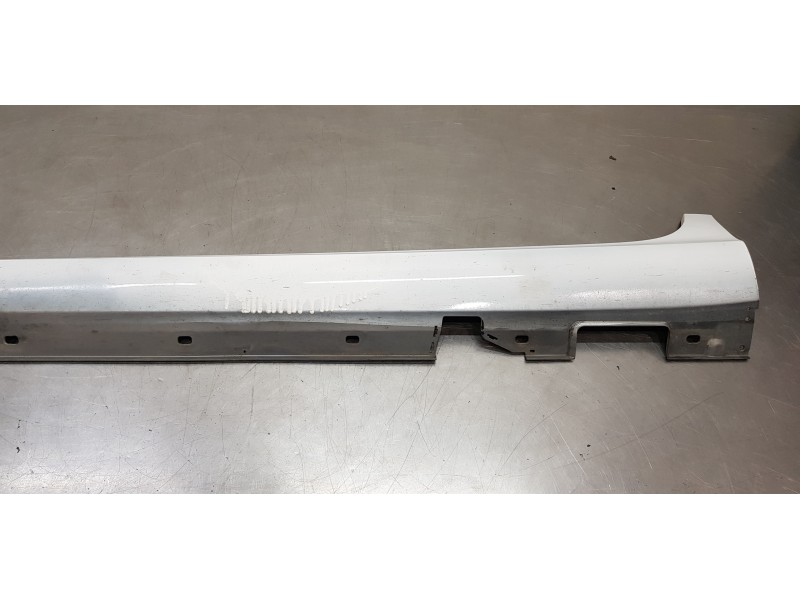 Recambio de faldon lateral para mercedes clase cls (w218) cls 350 cdi be (218.323) referencia OEM IAM A21869800549999  