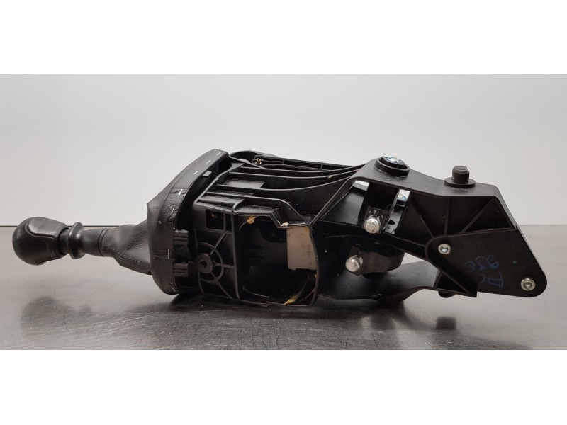 Recambio de palanca cambio para volkswagen crafter kasten (sy) furgón 35 bl ta fwd referencia OEM IAM 2N0711025  