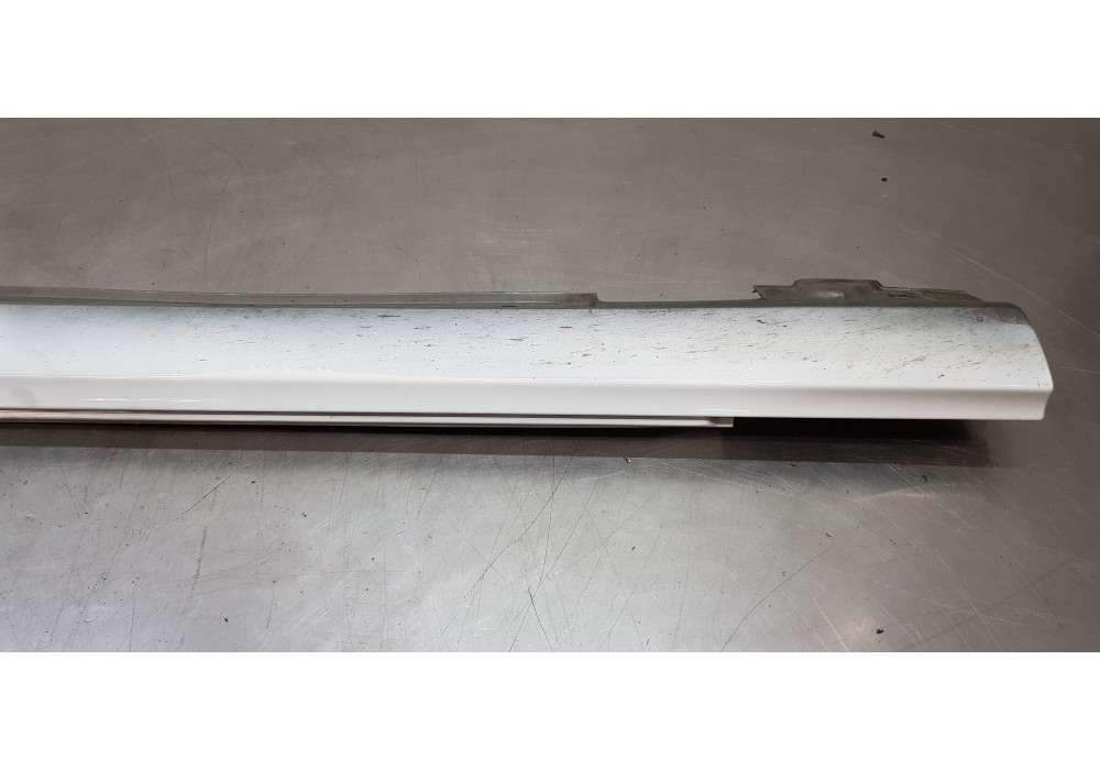 Recambio de faldon lateral para mercedes clase cls (w218) cls 350 cdi be (218.323) referencia OEM IAM A21869800549999  