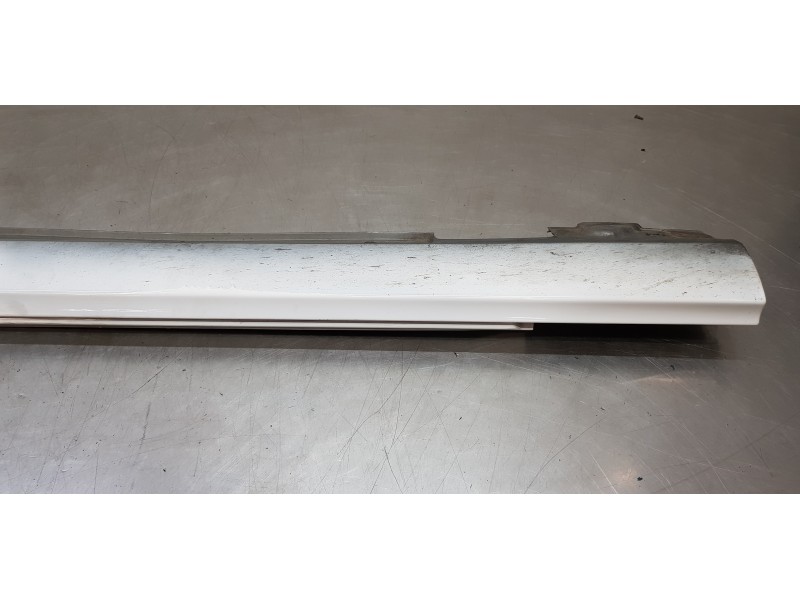 Recambio de faldon lateral para mercedes clase cls (w218) cls 350 cdi be (218.323) referencia OEM IAM A21869800549999  