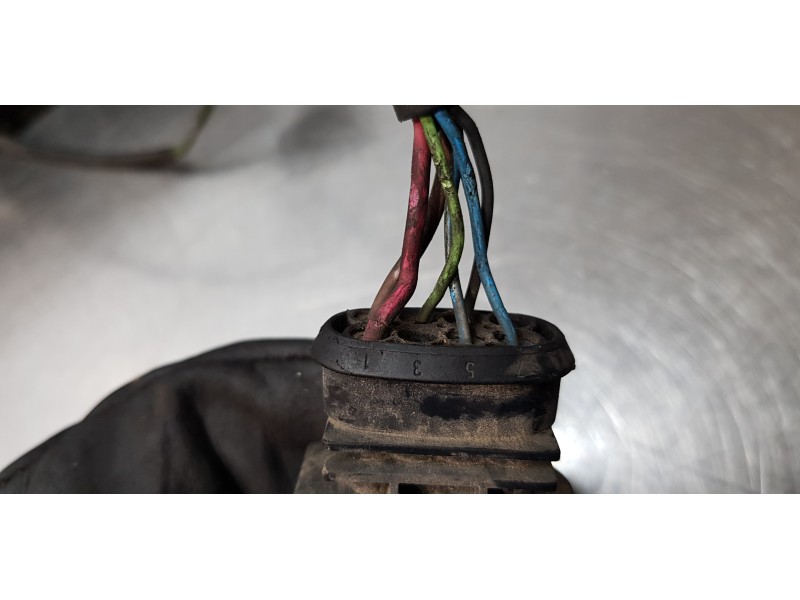 Recambio de no identificado para saab 9-3 berlina 2.2 tid referencia OEM IAM 90585961  