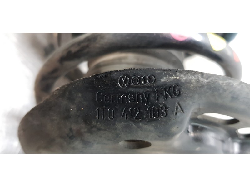 Recambio de amortiguador delantero derecho para volkswagen touran (1t2) edition referencia OEM IAM 1T0413031GP 1T0412015PQ  Recambio de amortiguador delantero derecho para volkswagen touran (1t2) edition referencia OEM IAM 1T0413031GP 1T0412015PQ