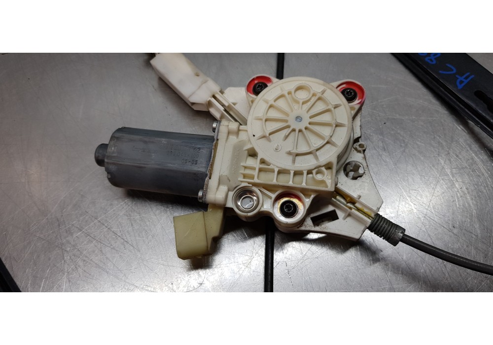 Recambio de elevalunas trasero derecho para mercedes clase cls (w219) 350 cgi (219.357) referencia OEM IAM A2197301046 A21973008