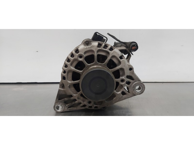 Recambio de alternador para kia carens ( ) drive referencia OEM IAM 373002A900  