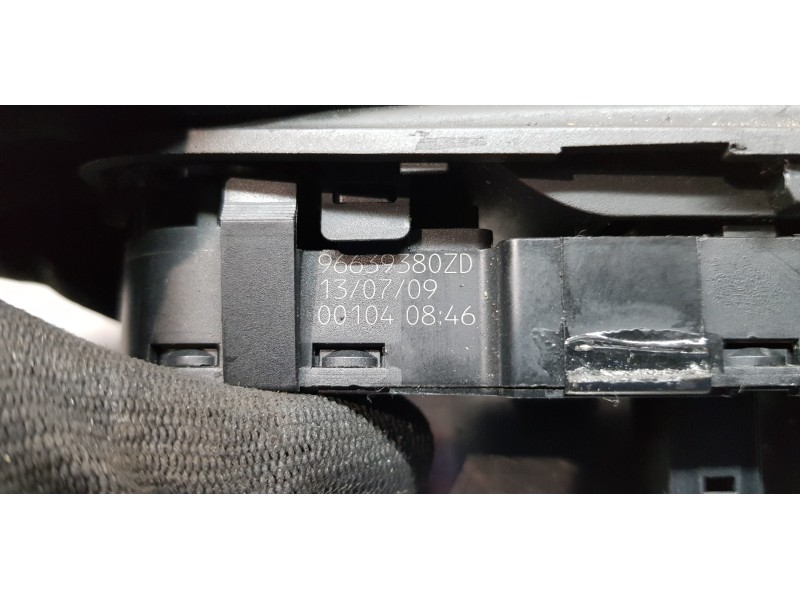 Recambio de mando elevalunas delantero izquierdo para citroen c4 picasso exclusive referencia OEM IAM 96639380ZD   Recambio de mando elevalunas delantero izquierdo para citroen c4 picasso exclusive referencia OEM IAM 96639380ZD