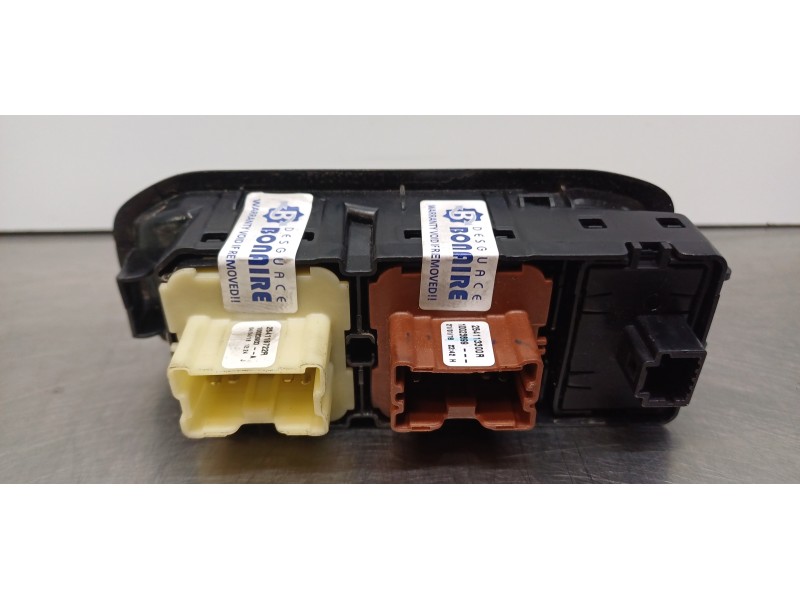Recambio de mando elevalunas delantero izquierdo para dacia duster ii essential referencia OEM IAM 254113300R 254118722R  Recambio de mando elevalunas delantero izquierdo para dacia duster ii essential referencia OEM IAM 254113300R 254118722R