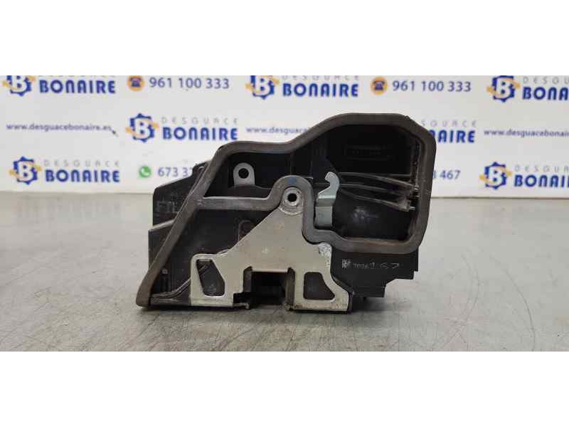 Recambio de cerradura puerta delantera izquierda para bmw serie 5 berlina (e60) 530d referencia OEM IAM 7036167  