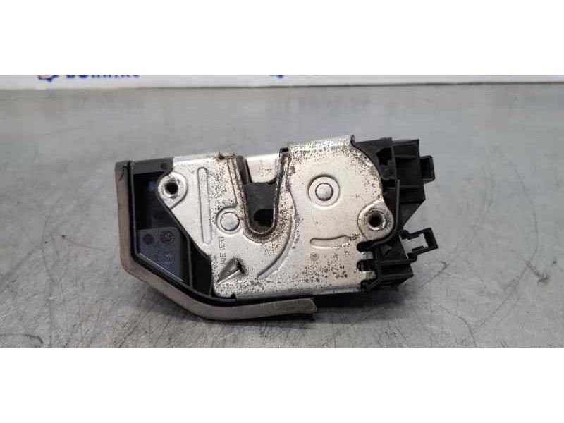 Recambio de cerradura puerta delantera izquierda para bmw serie 5 berlina (e60) 530d referencia OEM IAM 7036167  