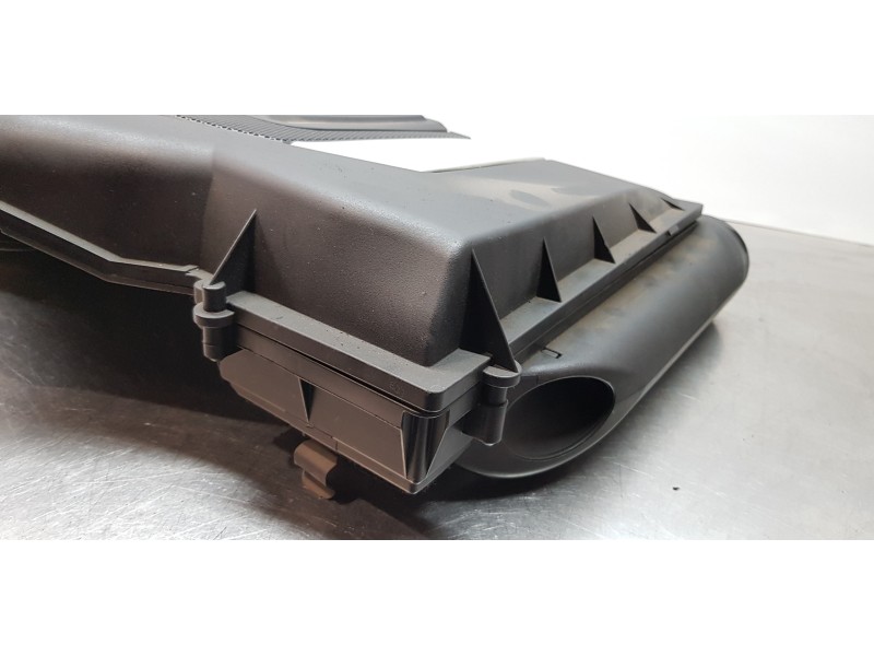 Recambio de filtro aire para mercedes clase cls (w219) 350 cgi (219.357) referencia OEM IAM A2730901301 A2730900801 