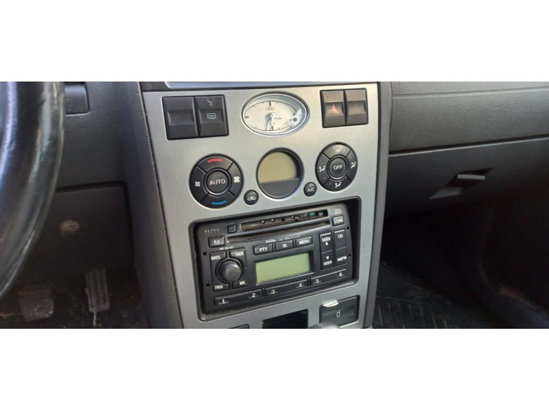 ford mondeo berlina (ge) del año 2001