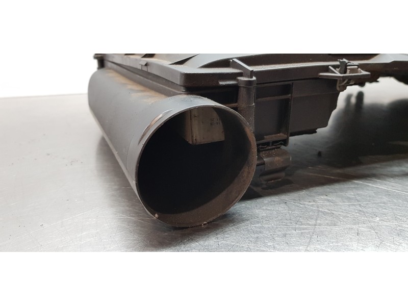 Recambio de filtro aire para mercedes clase cls (w219) 350 cgi (219.357) referencia OEM IAM A2730901301 A2730900801 