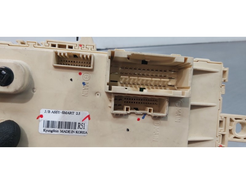 Recambio de caja reles / fusibles para kia carens ( ) drive referencia OEM IAM 91950A4510  