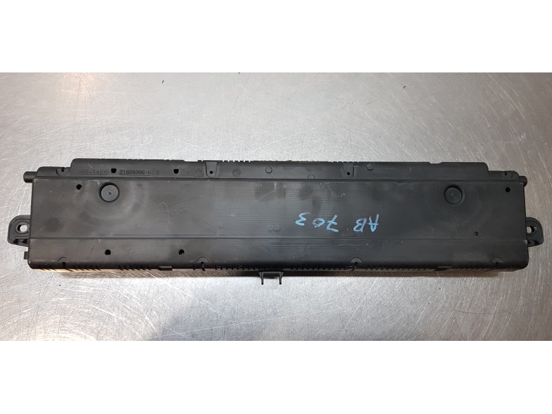 Recambio de cuadro instrumentos para renault scenic ii grand exception referencia OEM IAM 8200494955  
