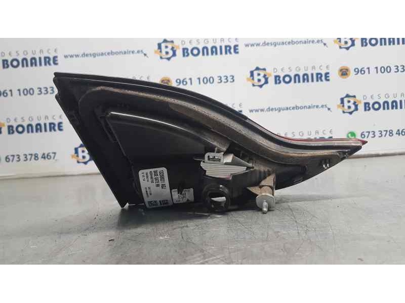Recambio de piloto trasero derecho interior para opel zafira tourer selection referencia OEM IAM 13288831  