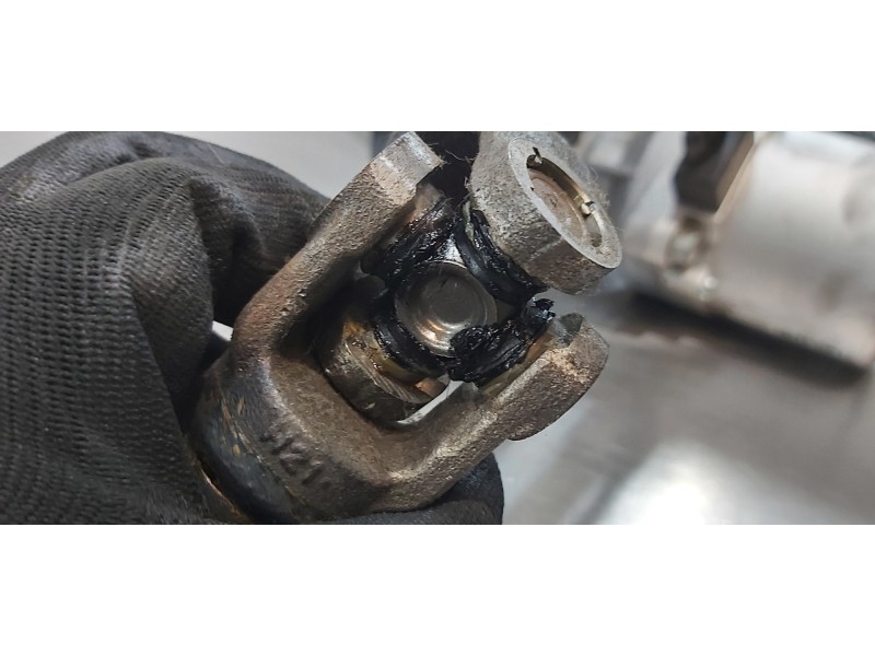 Recambio de columna direccion para kia carens ( ) drive referencia OEM IAM 56310A4100  