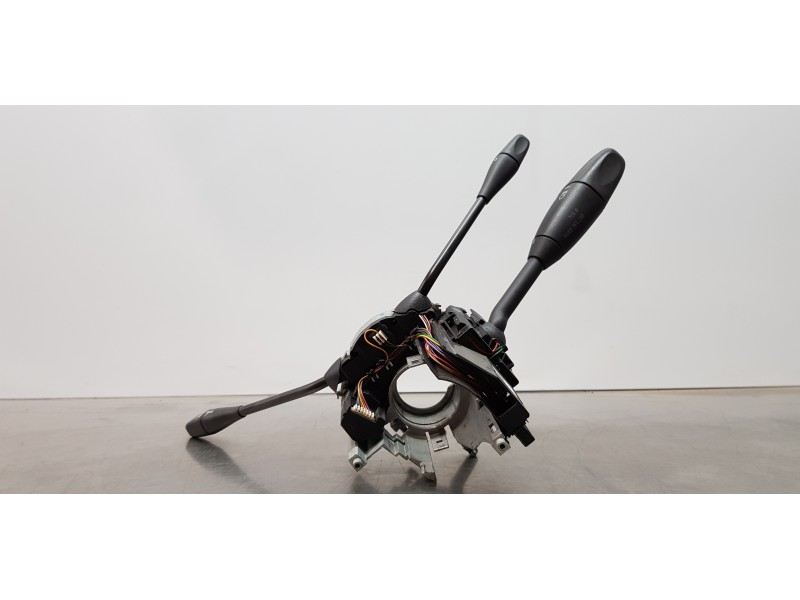 Recambio de mando multifuncion para mercedes clase cls (w219) 350 cgi (219.357) referencia OEM IAM A1715402545 A1715400144 