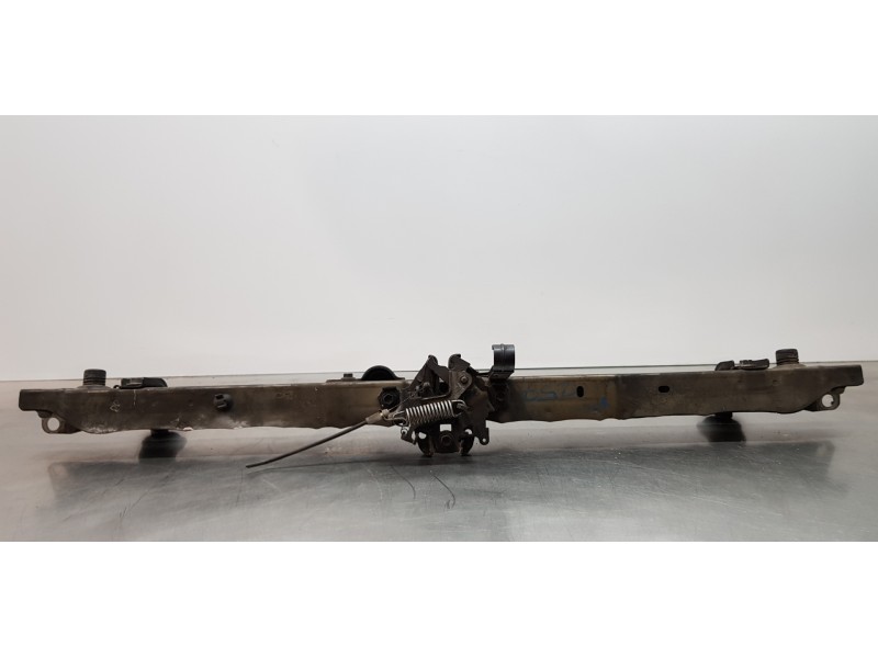 Recambio de travesaño superior para toyota rav 4 (a3) executive referencia OEM IAM 5321642901  