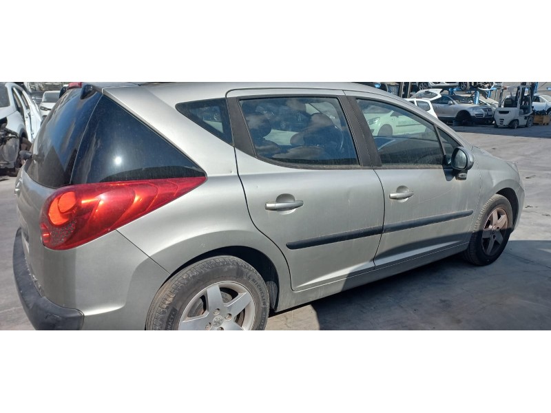 peugeot 207 sw del año 2008