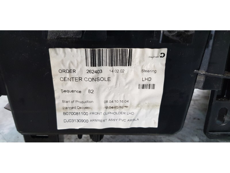 Recambio de apoyabrazos central para jaguar xf 3.0 v6 diesel s premium luxury referencia OEM IAM 8X23F044K84AG  