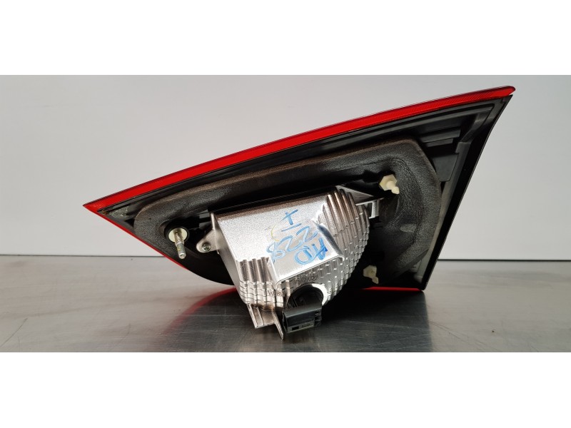 Recambio de piloto trasero izquierdo interior para suzuki sx4 glx referencia OEM IAM 3627464R00  