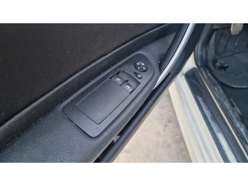 bmw serie 1 berlina (e81/e87) del año 2009