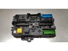 Recambio de caja reles / fusibles para opel astra h berlina enjoy referencia OEM IAM 13181278  