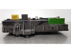 Recambio de caja reles / fusibles para opel astra h berlina enjoy referencia OEM IAM 13181278   2