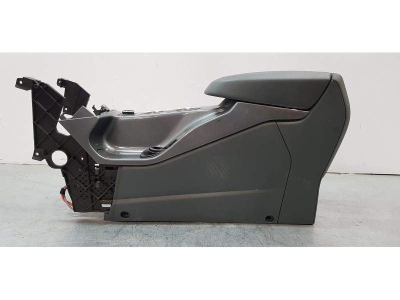 Recambio de apoyabrazos central para ford grand c-max trend referencia OEM IAM AM51R045C74AF38DD  