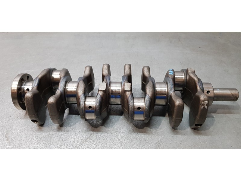 Recambio de cigueñal para toyota auris touring sports (e18) hybrid active referencia OEM IAM 134010T061  