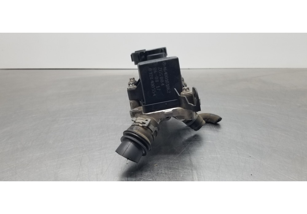 Recambio de enfriador egr para mercedes clase b (w245) 200 cdi (245.208) referencia OEM IAM A6400101062  