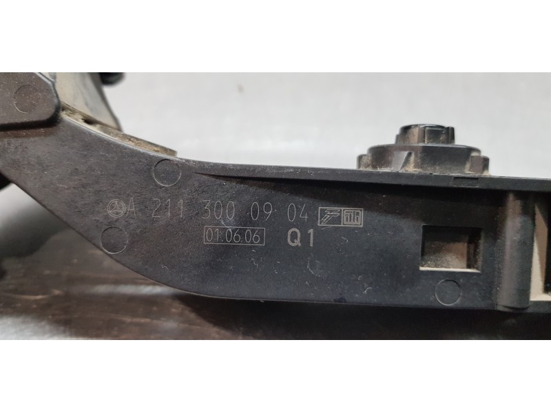 Recambio de pedal acelerador para mercedes clase cls (w219) 350 cgi (219.357) referencia OEM IAM A2113000904  