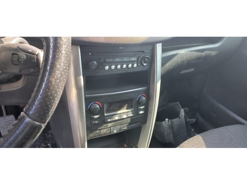 peugeot 207 sw del año 2008