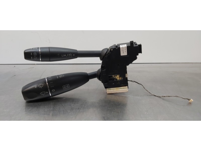 Recambio de mando intermitentes para mercedes clase cls (w218) cls 350 cdi be (218.323) referencia OEM IAM A2189007304  